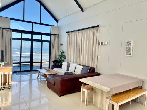 Bloubergstrand Oceanview Escape