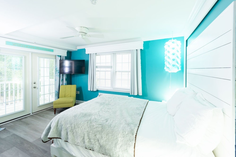 Canalside Inn - photo 35
