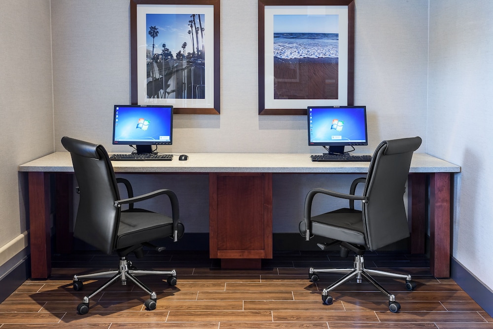 Holiday Inn Express & Suites Carpinteria by IHG - photo 21