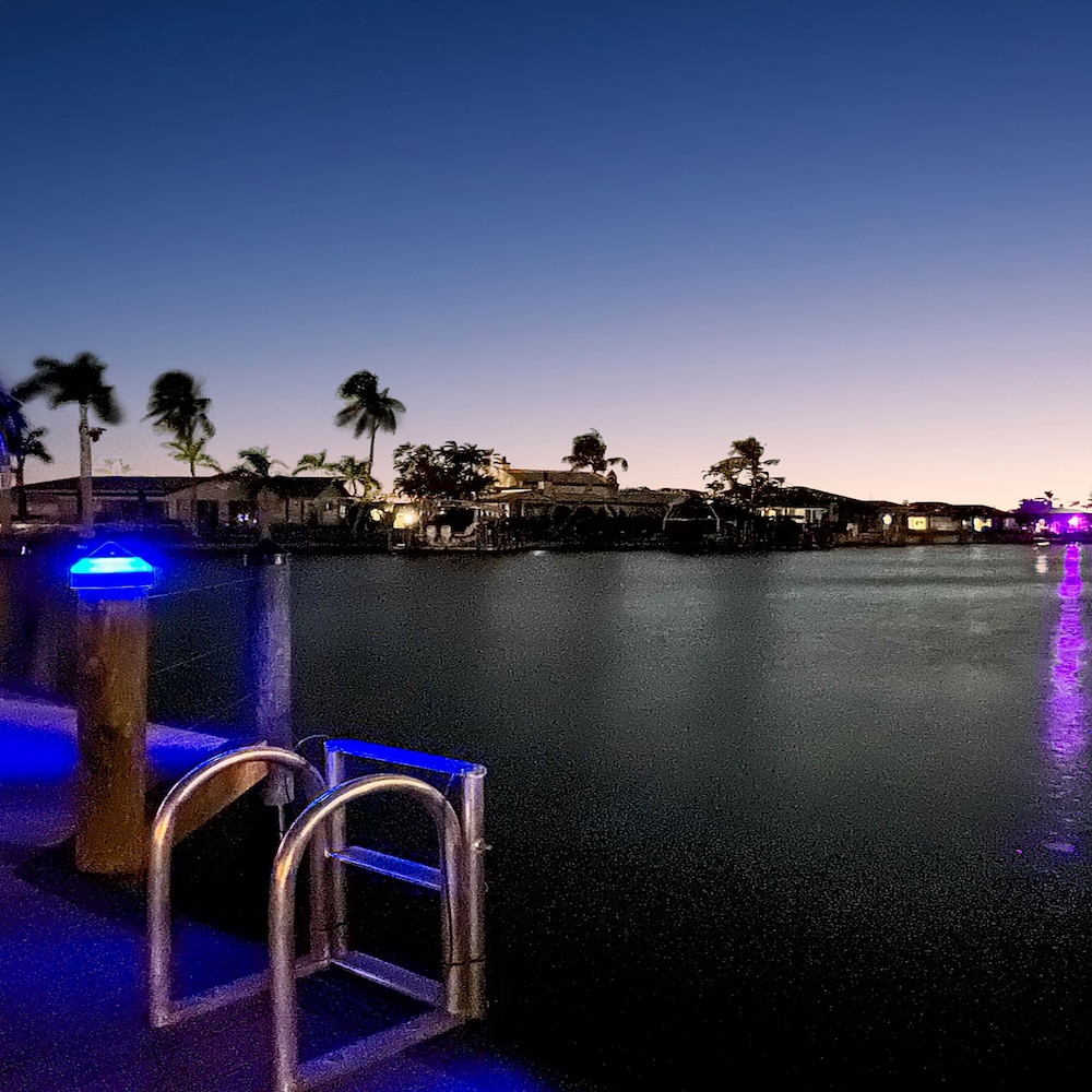 Rosegarden Poolspa And Perfect Water View - photo 30