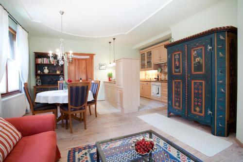 Apartments im Garten Haus Anna — 4-Star Luxury Hotel in Graz, Austria