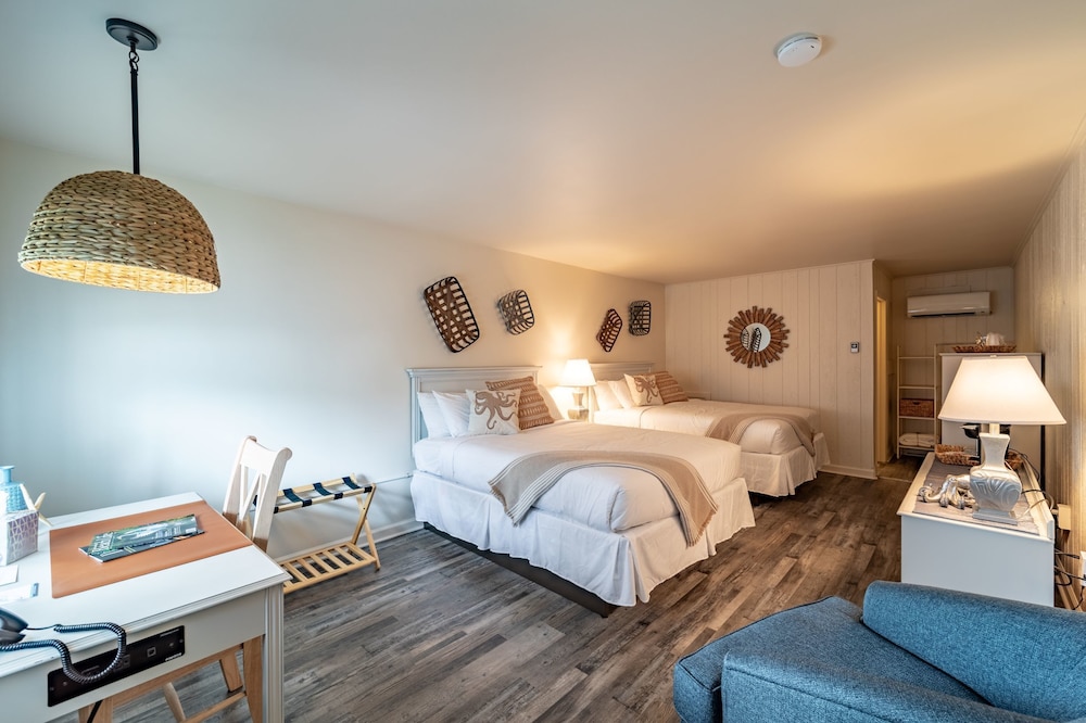 Ocean Glass Inn - photo 11