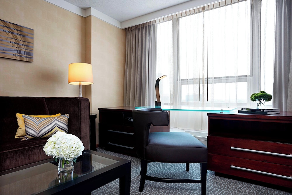 Renaissance Columbus Downtown Hotel - photo 19