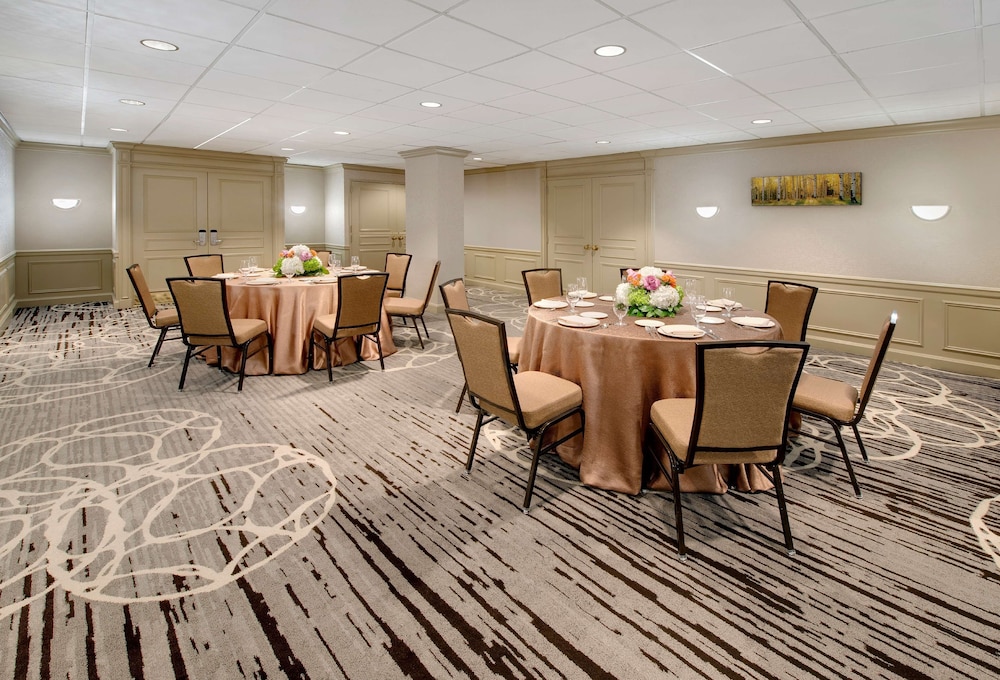 Hilton Houston Post Oak by the Galleria - photo 57