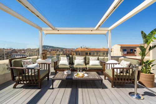 Kronos on the Beach Attic Suite — 4-Star Luxury Hotel in Barcelona, Spain