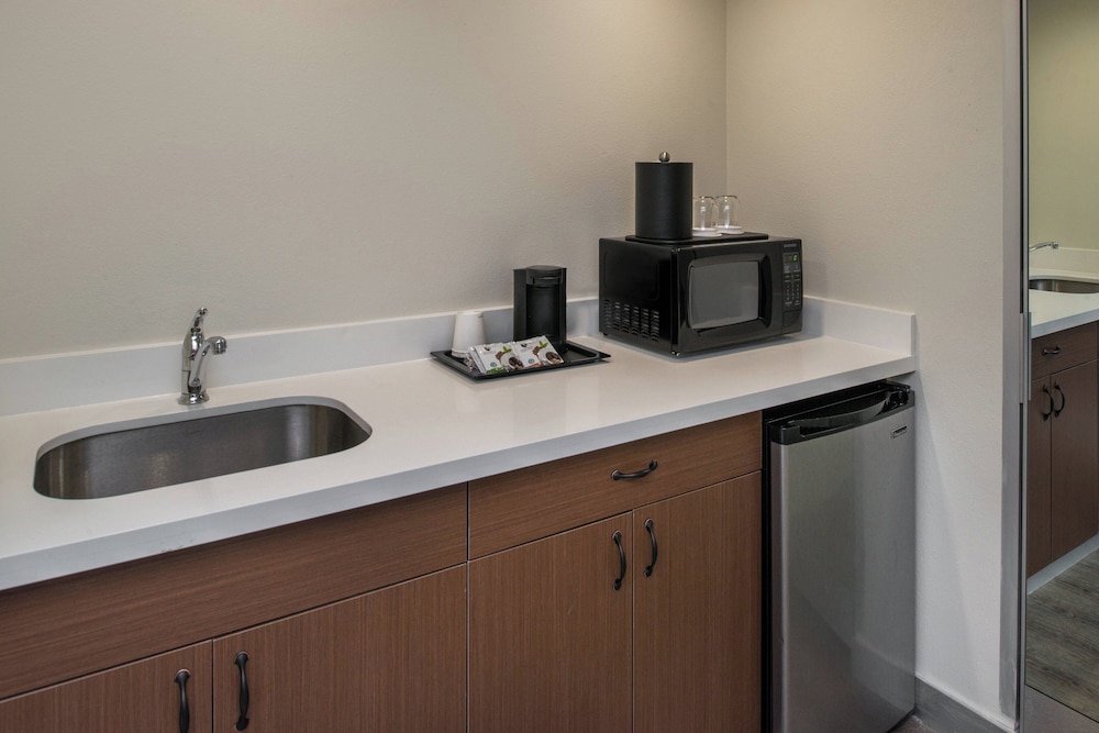 Courtyard by Marriott Temecula Murrieta - photo 32