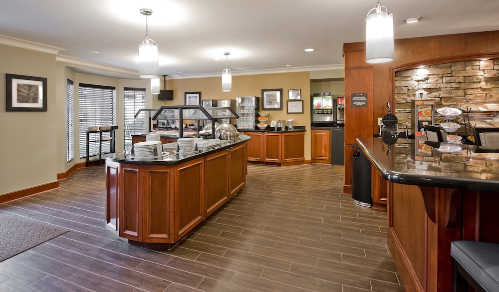 Staybridge Suites Charlotte Ballantyne by IHG - photo 45