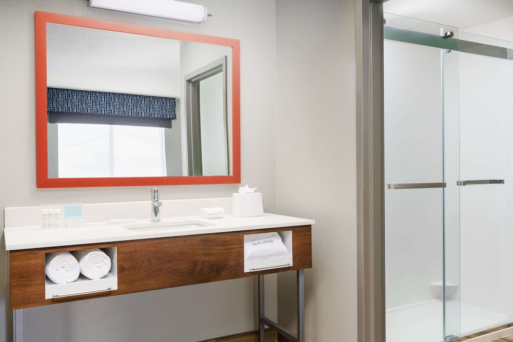 Hampton Inn & Suites Thousand Oaks CA - photo 21