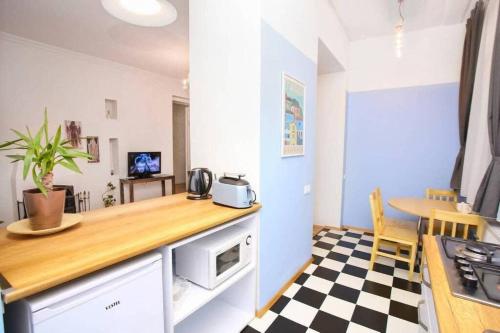 Opera House 2BR Apt with Tbilisi Charm By Wehost