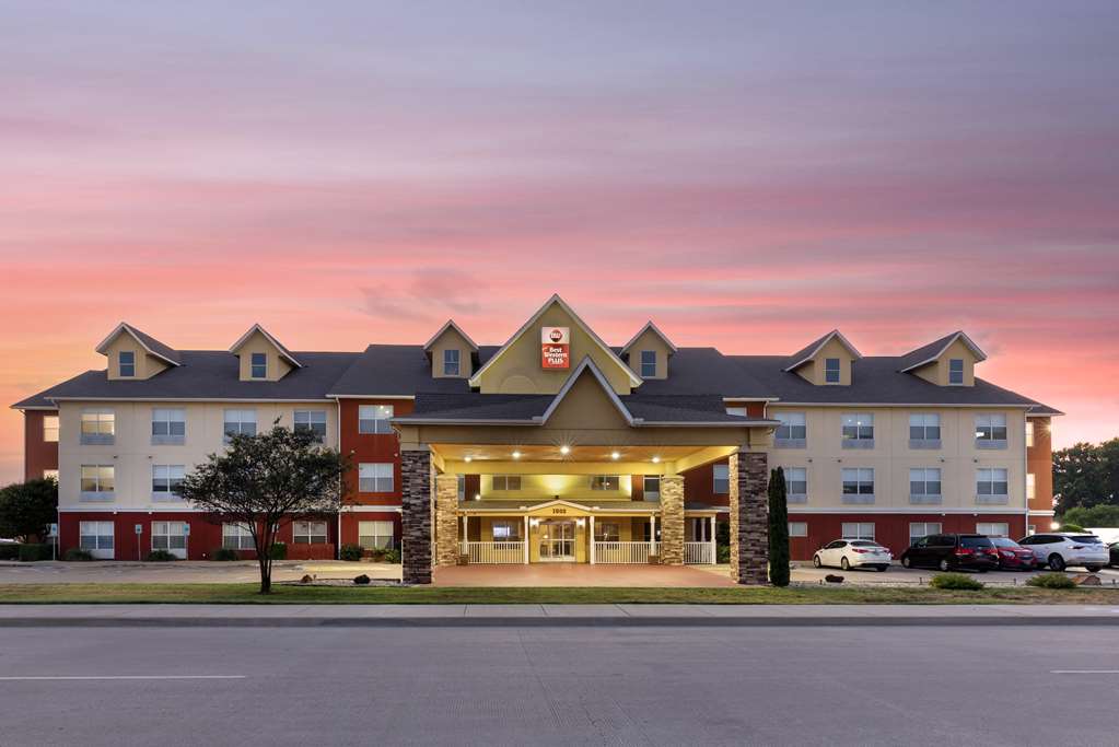Best Western Plus Waco North — Waco