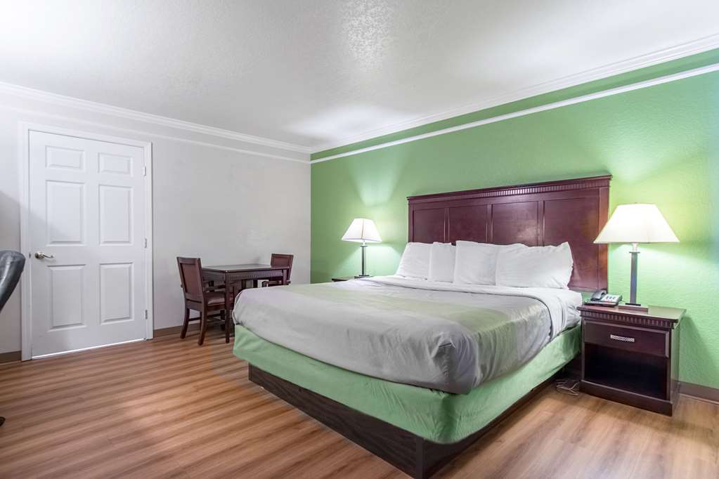 Motel 6 Kingsburg CA - photo 11