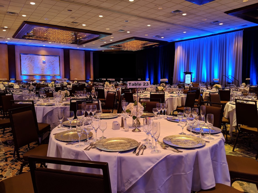 Crowne Plaza Knoxville Downtown University by IHG - photo 48