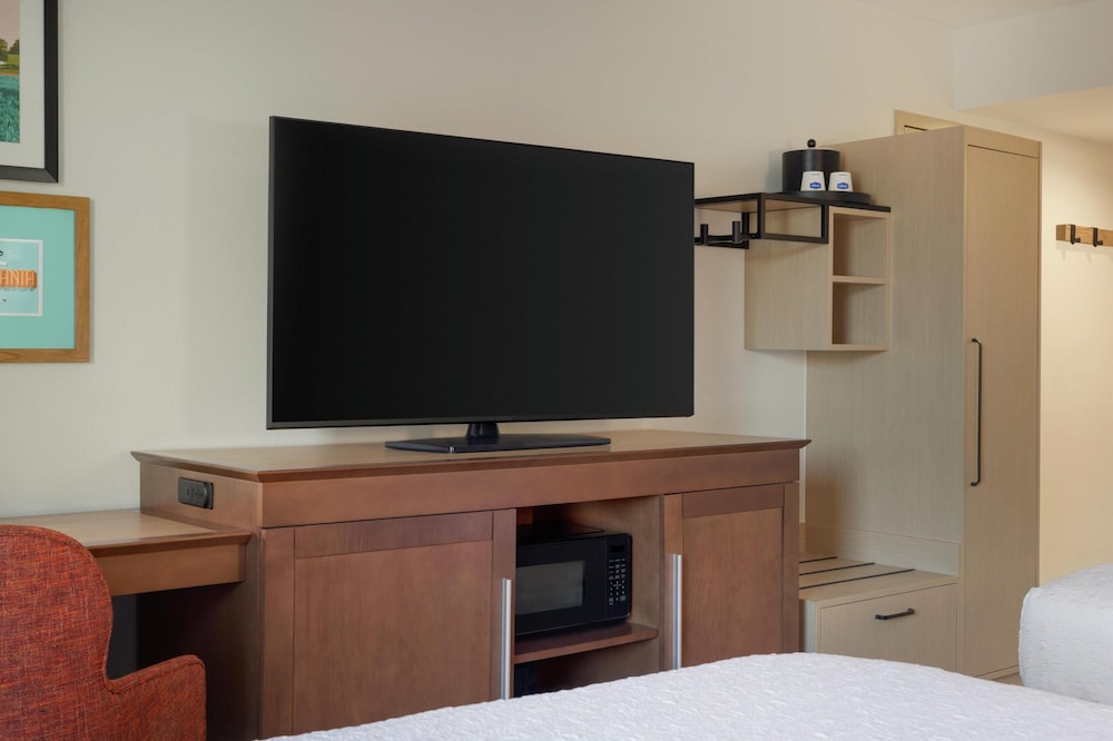 Hampton Inn Lancaster - photo 7