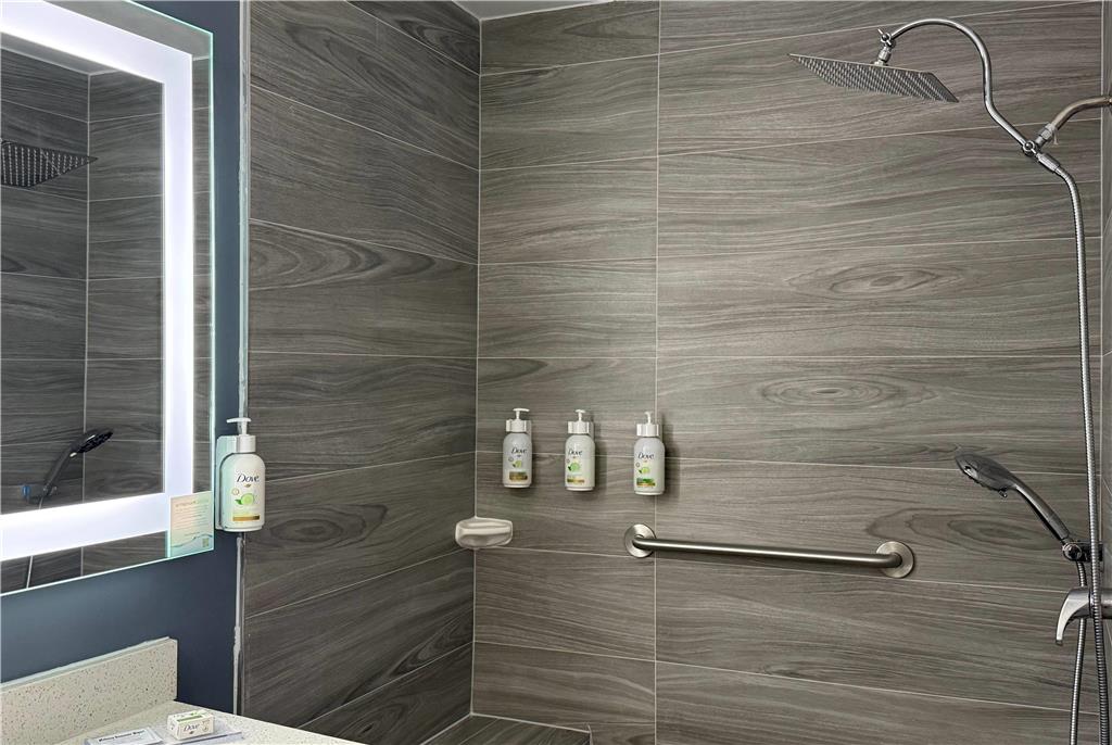 Wingate by Wyndham Indianapolis Airport Rockville Rd. - photo 37