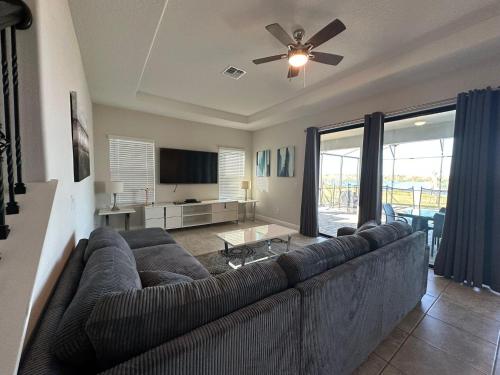 207MCV Balmoral Resort - photo 8