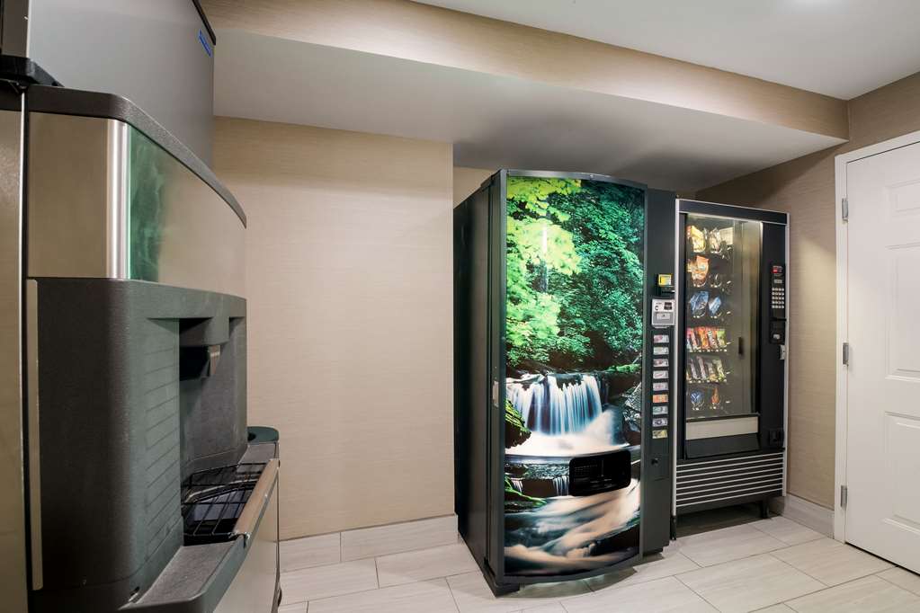 Quality Inn Alcoa Knoxville - photo 26