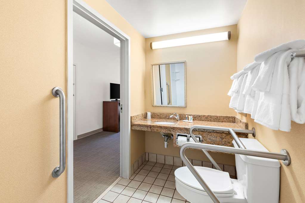 Comfort Inn Pocono Lakes Region - photo 22