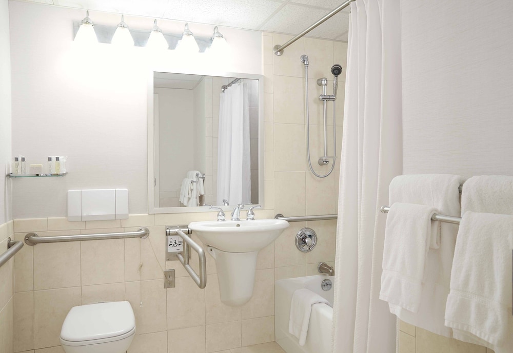Ethan Allen Hotel - photo 21