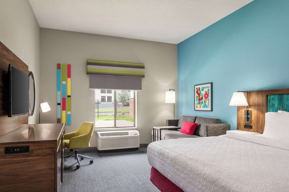 Hampton Inn & Suites Springfield MO - photo 10