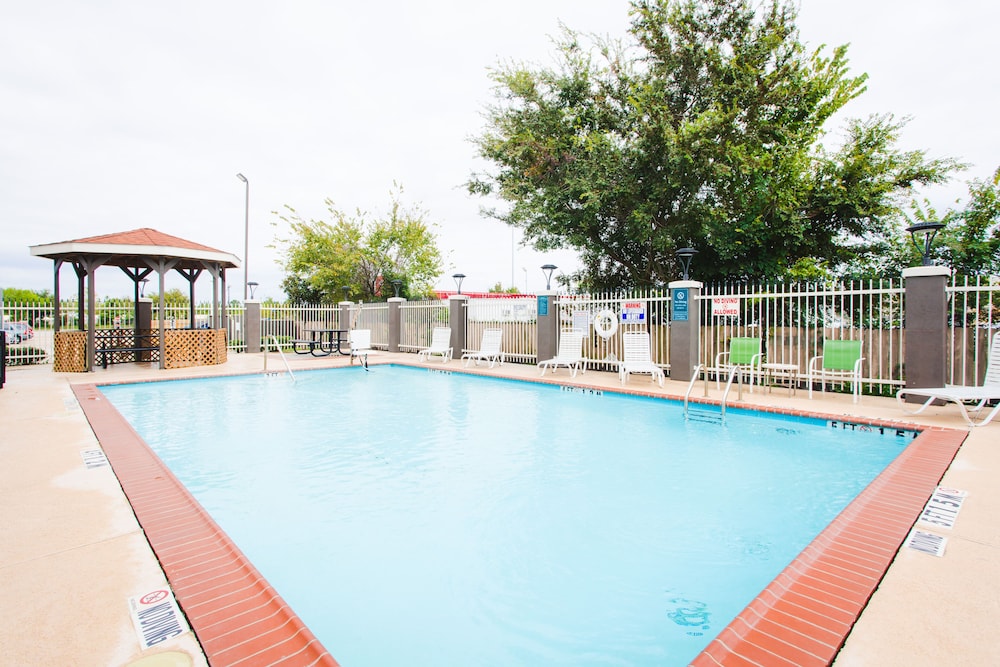 Palacio Royale Inn Signature Katy - photo 26