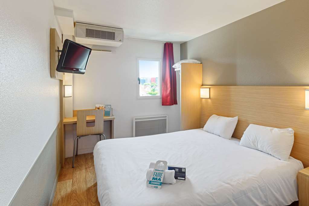 Kyriad Direct Annemasse Genève — hotel in Gaillard