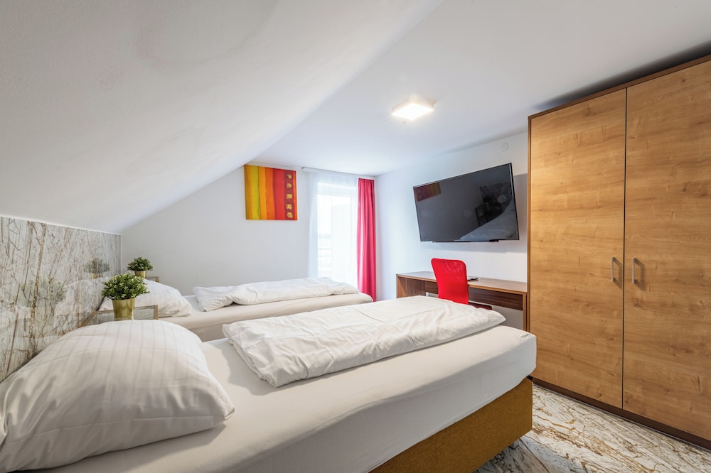 YS Apartments — Marchtrenk — photo 3