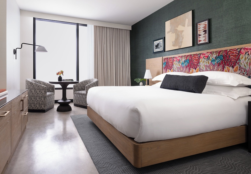 Kimpton Santo San Antonio Riverwalk by IHG - photo 12