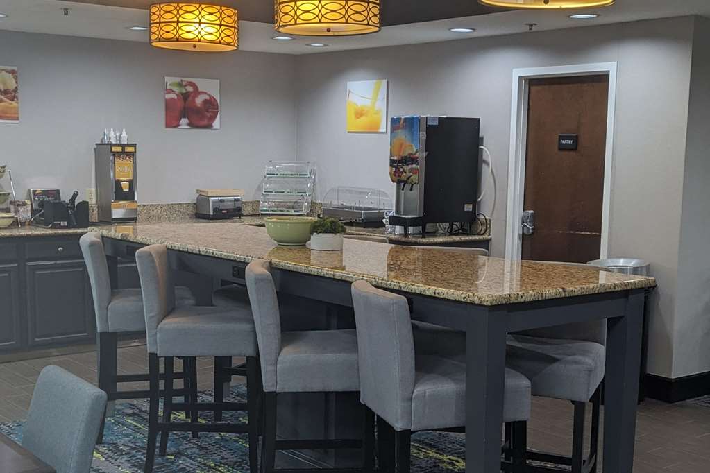 Quality Inn Danville University Area - photo 47