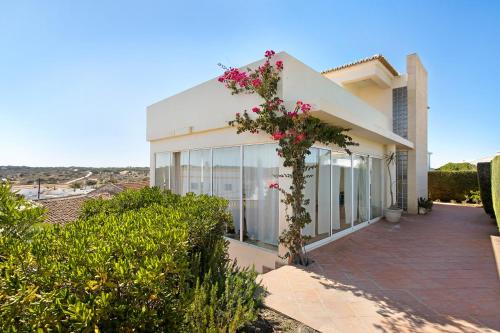 Villa Carrapateira — 4-Star Luxury Hotel in Aljezur, Portugal