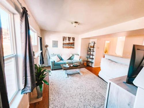 Palmer Lake Near Af Academy Pet Friendly King Bed 4 Tvs — Palmer Lake