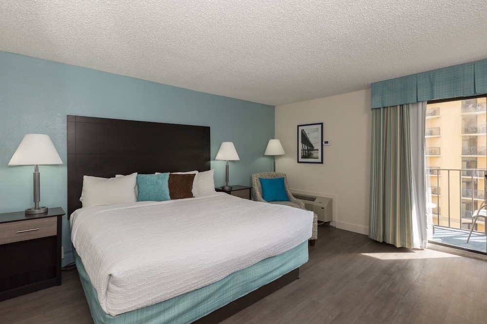 Carolinian Beach Resort by Oceana Resorts - photo 19