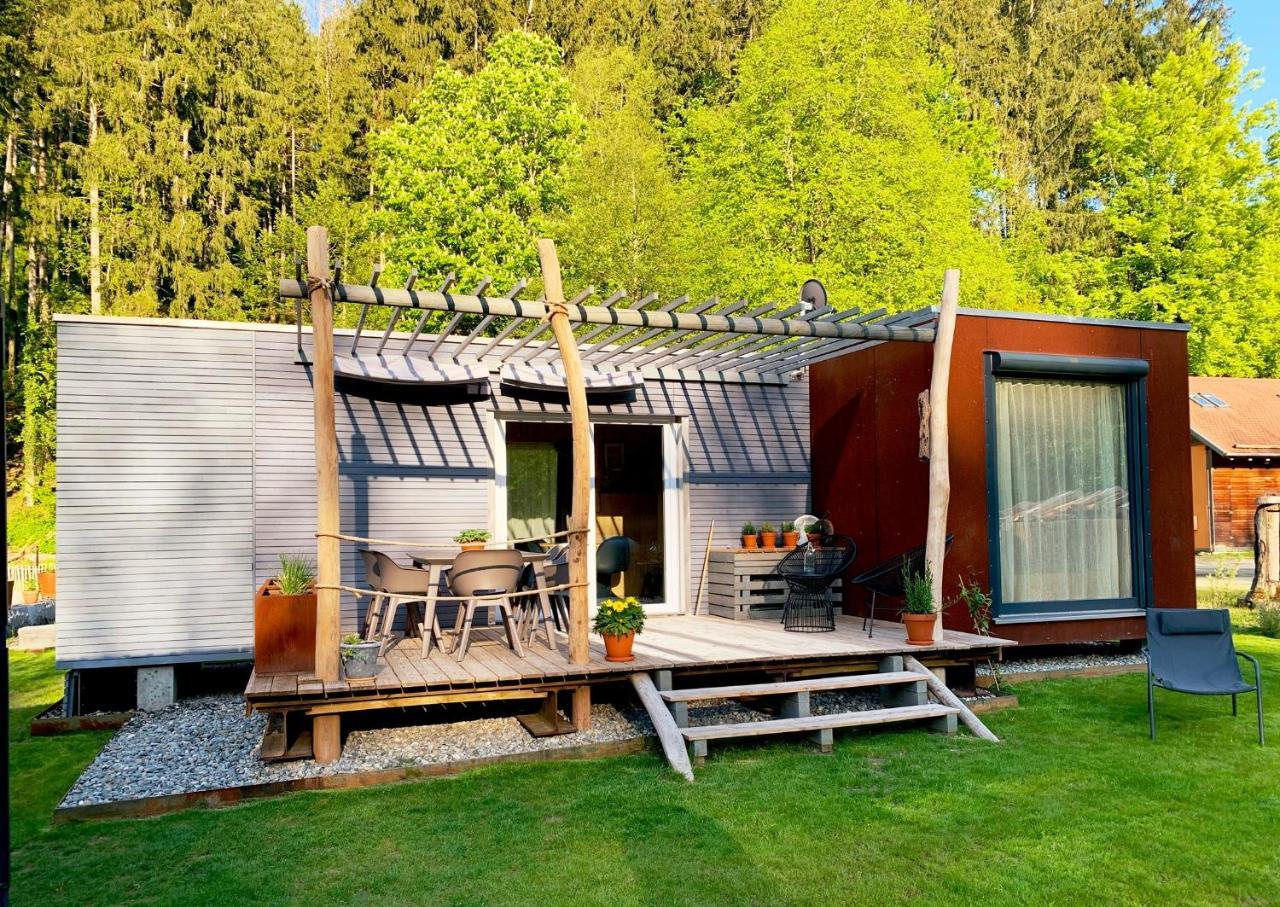 HJEM Tiny Homes direkt am Wald zwischen Allgäu & Bodensee — 4-Star Luxury Hotel in Bergatreute, Germany