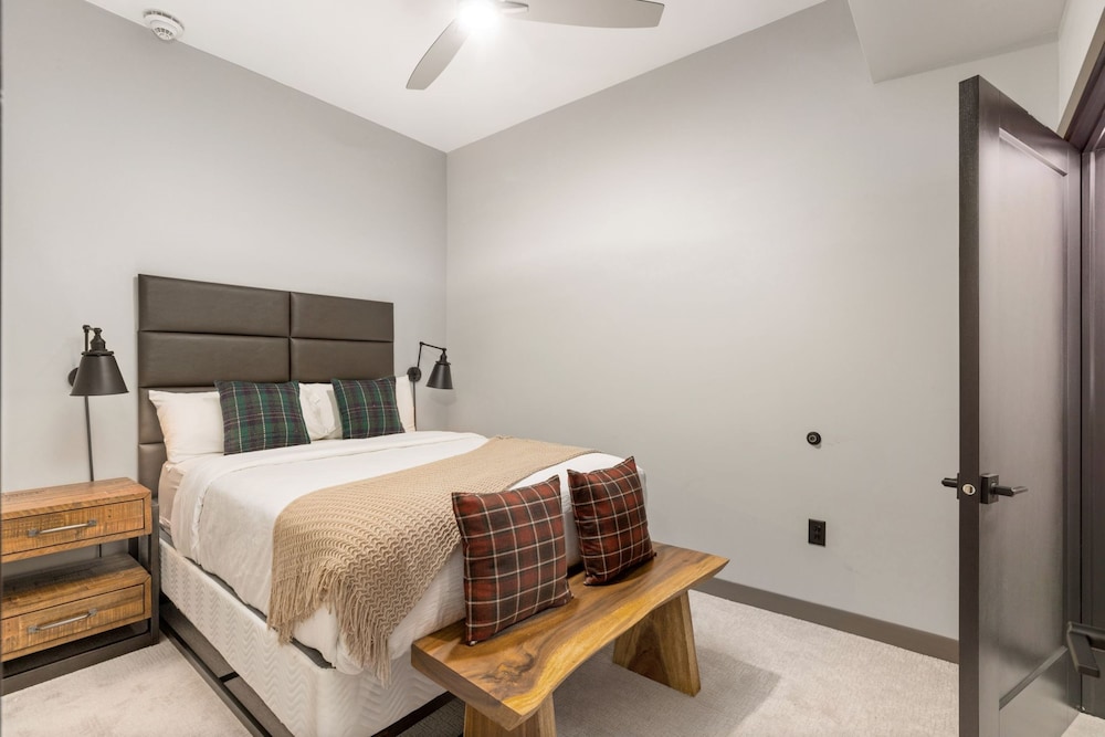 Hotel Indigo Silverthorne by IHG - photo 29