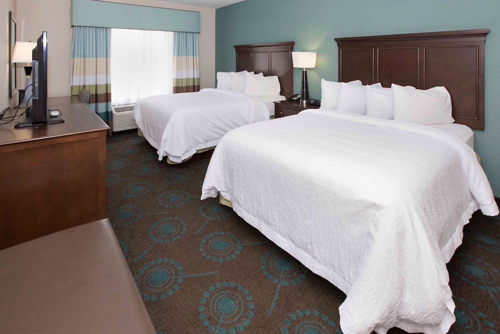 Hampton Inn Pittsburgh Bridgeville - photo 25