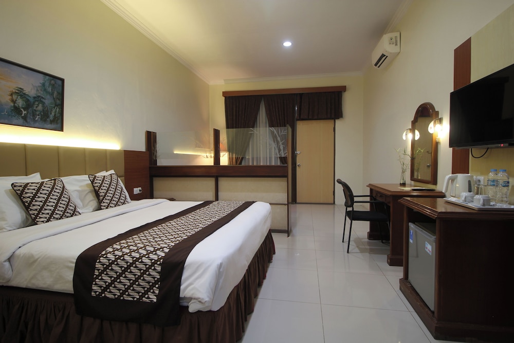 Hotel Grand Trisula Indramayu — Singaraja — photo 5