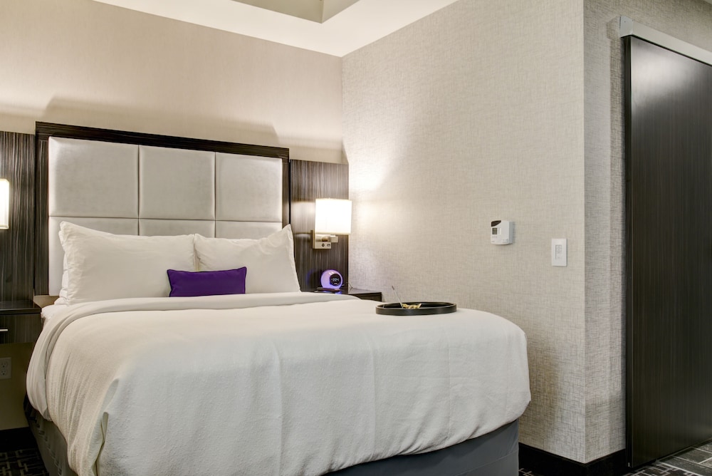 Luminn Hotel Minneapolis An Ascend Hotel Collection Member - photo 6