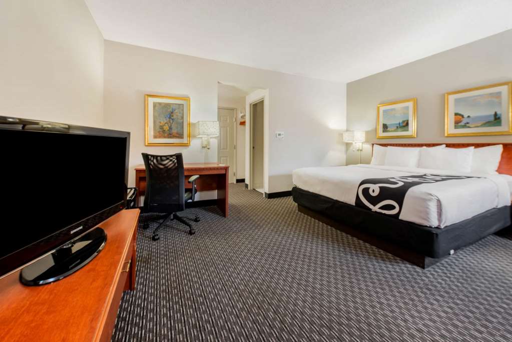 La Quinta Inn by Wyndham Ft. Lauderdale Tamarac East - photo 38