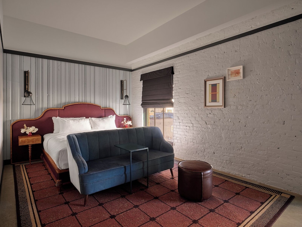 Detroit Foundation Hotel - photo 8