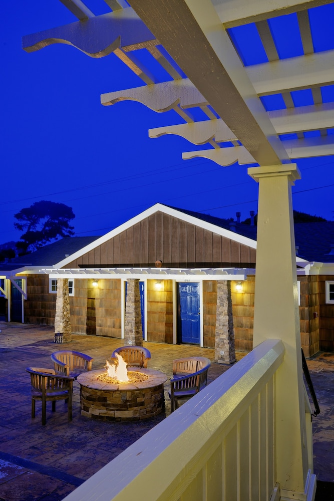 Lighthouse Lodge And Cottages - photo 54
