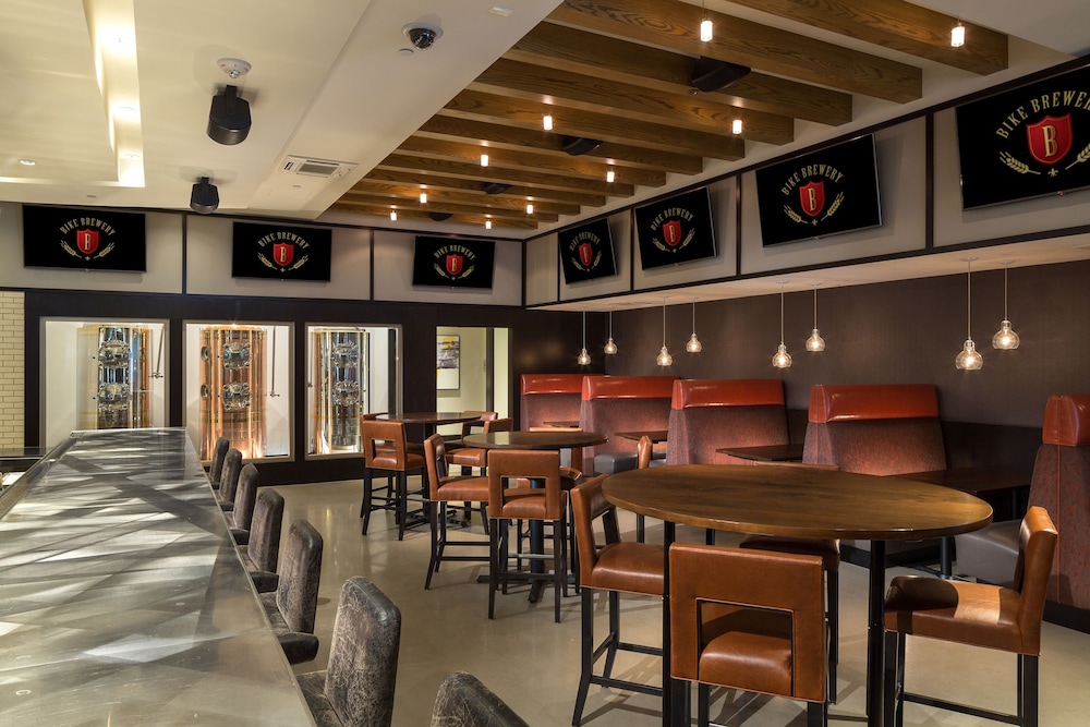 Parkwest Bicycle Casino - photo 28