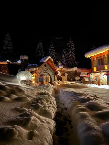 Özen Villa Apart — 4-Star Luxury Hotel in Uzungol, Turkey