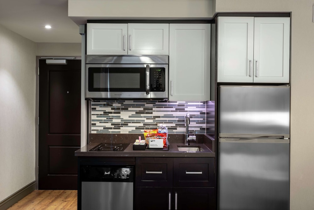 Homewood Suites New York Midtown Manhattan Times Square - photo 33