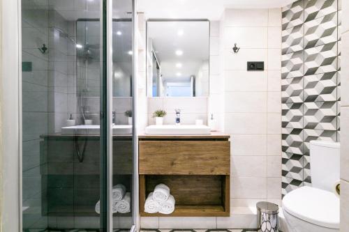 Modern and Bright Apartment in the center of Tbilisi