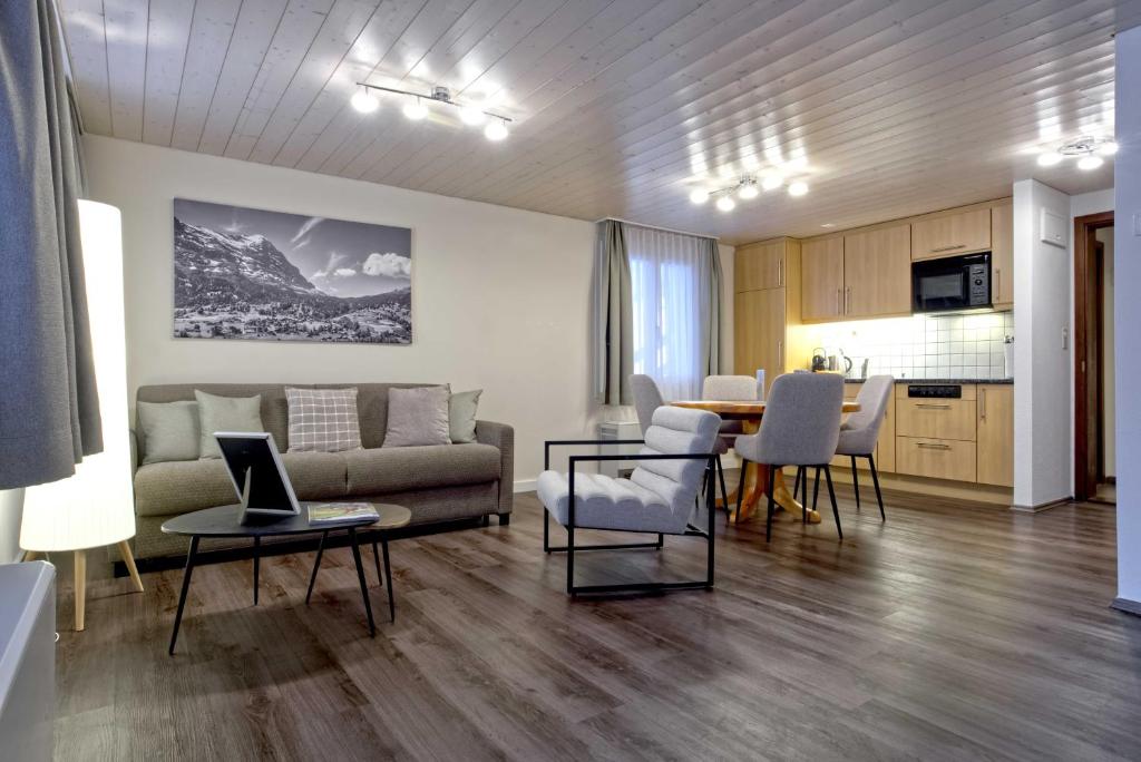 Apartment Babice 2.0 Griwa Rent Ag — 4-Star Luxury Hotel in Grindelwald, Switzerland