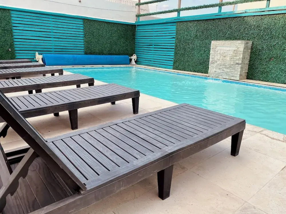 Charming and Family With a pool and ocean view 3 blocks from the beach with 2 TVs and Netflix & HBO — 4-Star Luxury Hotel in Boca Del Rio, Mexico