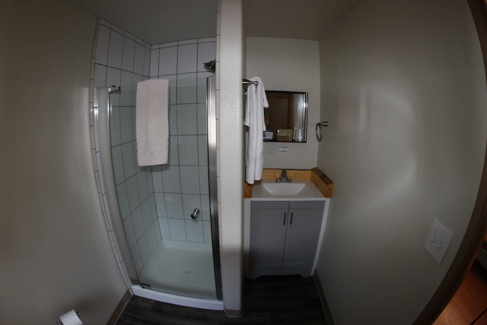 Crater Lake Resort - photo 46