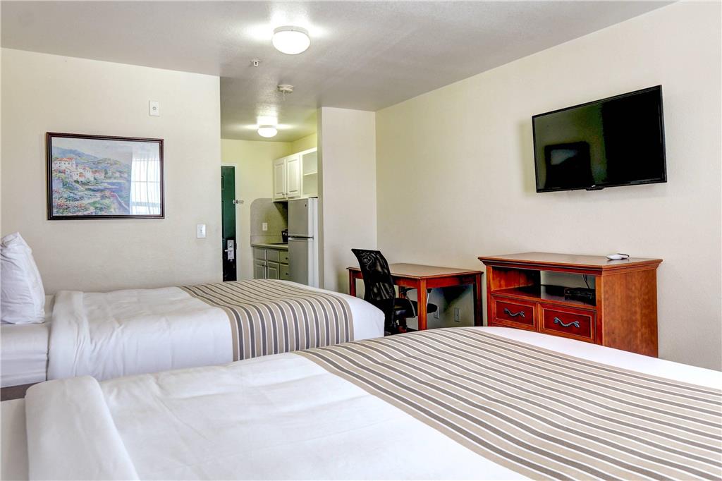 Suburban Studios Westminster Denver North - photo 11