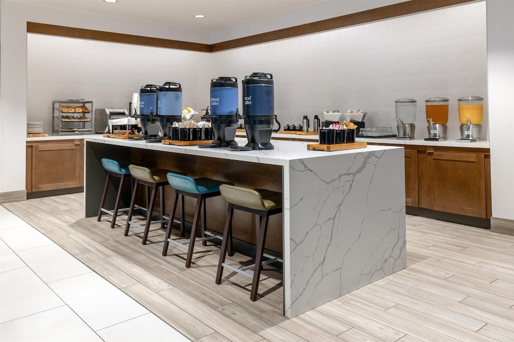 Hilton Garden Inn Hanover Arundel Mills BWI Airport - photo 40