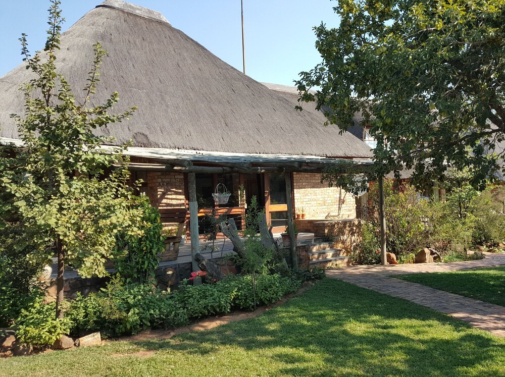 Klip Els Guest Lodge — 4-Star Luxury Hotel in Roodepoort, South Africa