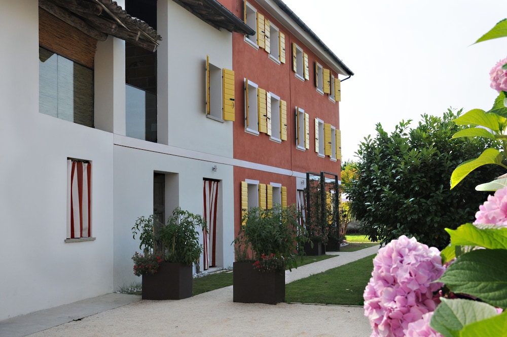 B&B Terre di Bea — 4-Star Luxury Hotel in Pederobba, Italy